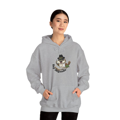Unisex Heavy Blend  Hooded Sweatshirt with Cigüita "Voy llegando"