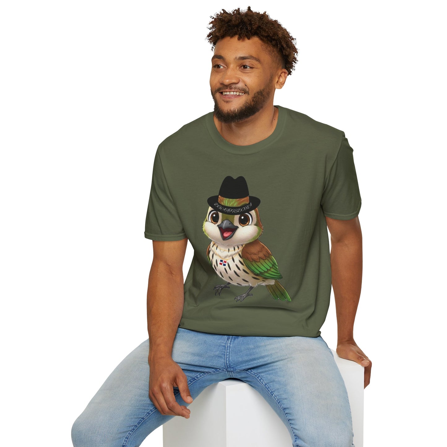 Unisex T-shirt Ciguita the Palmchat with Hat & Chain