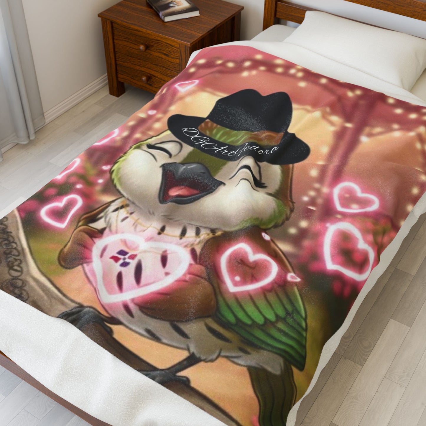 Velveteen Plush Blanket Ciguita with a Ring of Hearts