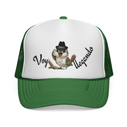 Trucker Caps Voy Llegando Design