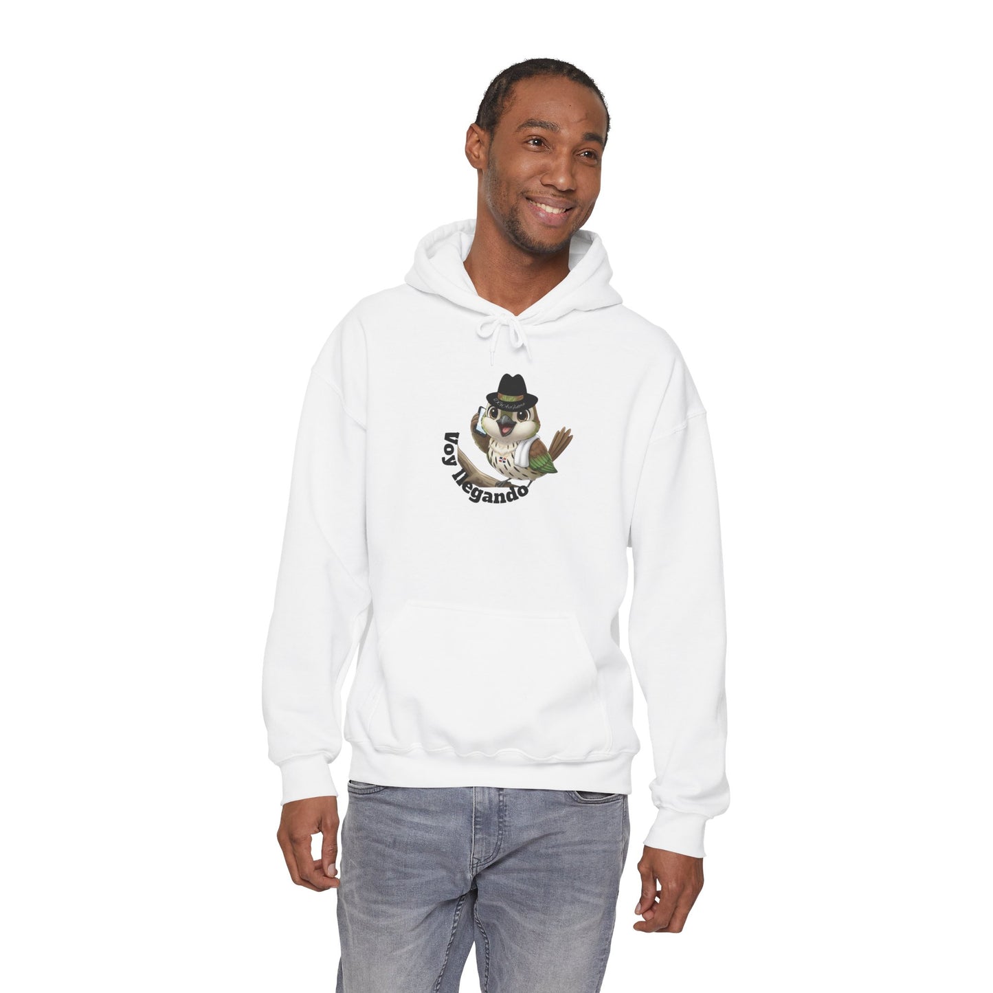 Unisex Heavy Blend  Hooded Sweatshirt with Cigüita "Voy llegando"